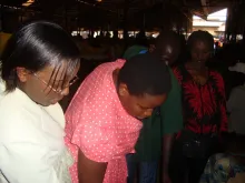 Victoire Ingabire au marché